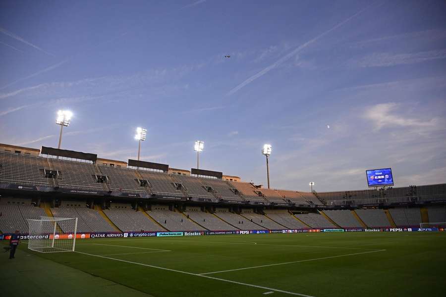 Barcelona jeszcze nie wraca na Camp Nou. Mecz z Olympiakosem na Stadionie Olimpijskim