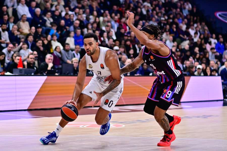 El Madrid rompe su racha en E El Madrid rompe su racha en E