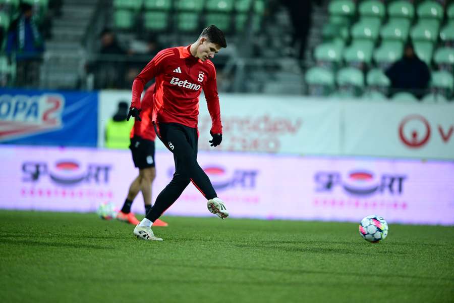 Přestup Vitíka je na spadnutí. Mladý obránce už je v Boloni Přestup Vitíka je na spadnutí. Mladý obránce už je v Boloni