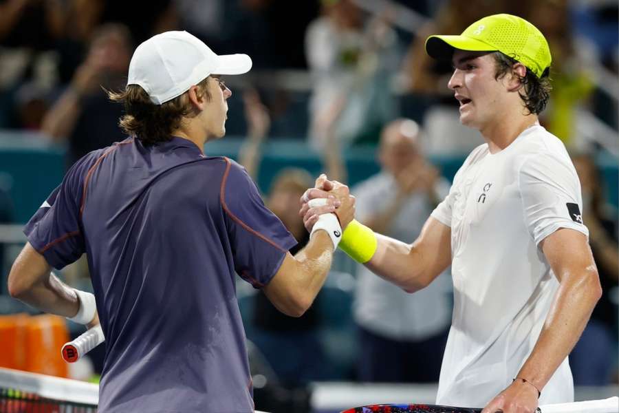 João Fonseca perdeu para De Minaur na 3ª rodada em Miami