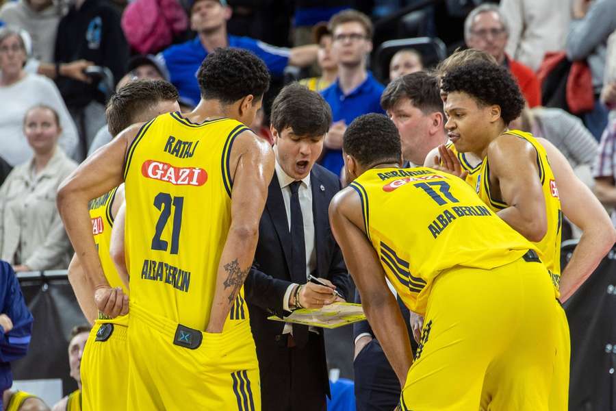 Alba Berlin patzt im Duell gegen Chemnitz.
