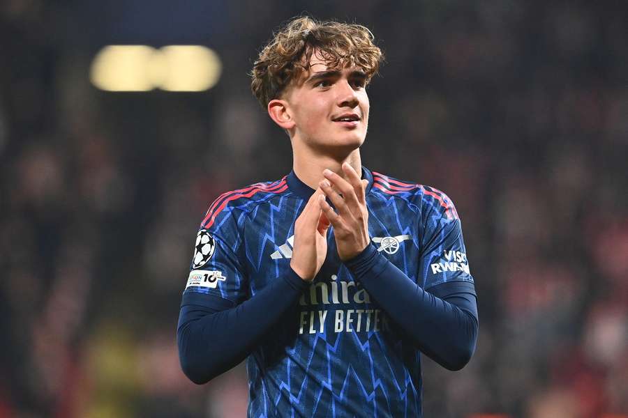 Záložník Arsenalu Max Dowman si zahrál proti Slavii.