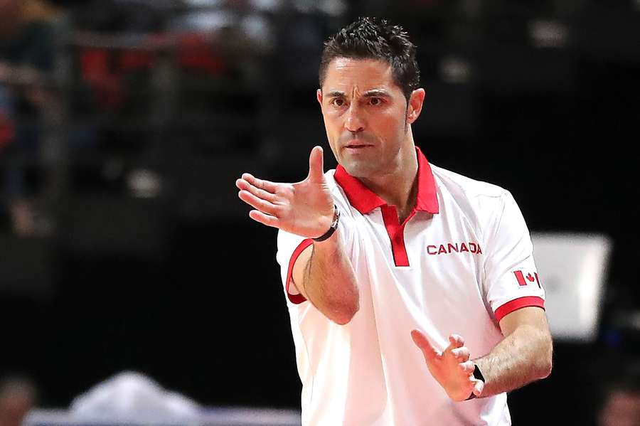 Víctor Lapeña, el español que lidera a la selección de Canadá en el Mundial