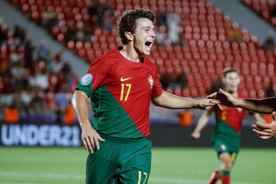 João Neves a ajuns la echipa națională a Portugaliei la o vârstă fragedă
