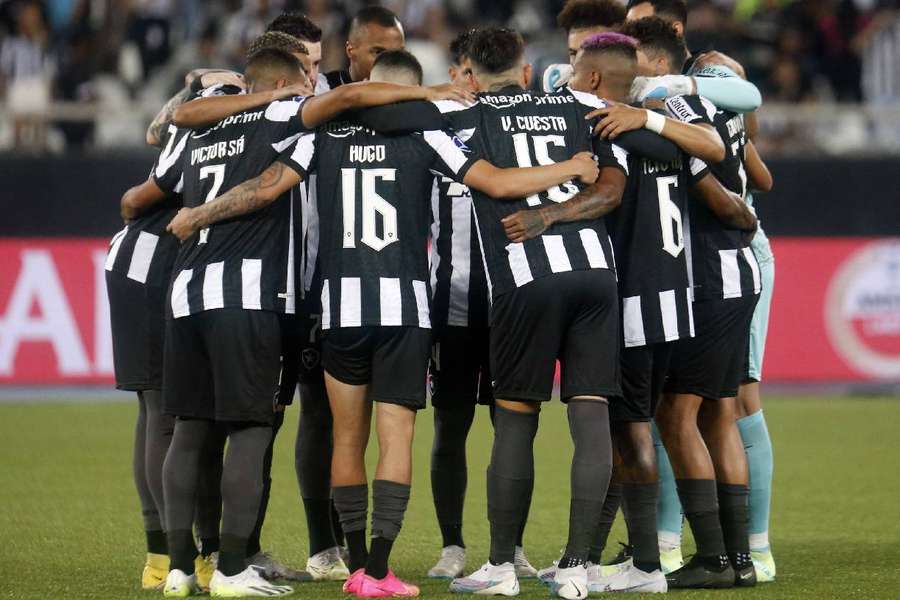 Líder do Brasileirão, o Botafogo também quer seguir firme na Sul-Americana