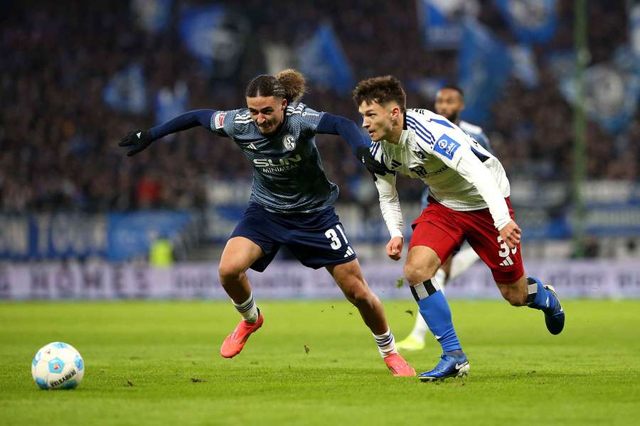 Bulut und Katterbach im Zweikampf.