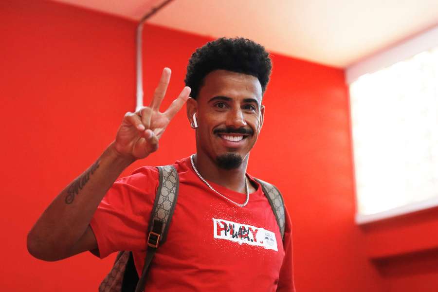 Lucas Evangelista deve ser confirmado em breve como novo reforço do Palmeiras