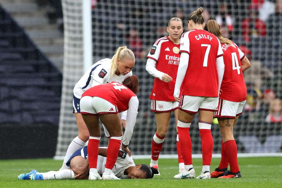 La Française Alice Sombath victime d'une rupture du ligament croisé