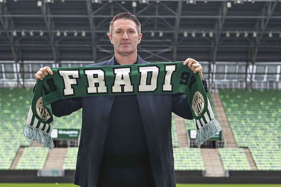 Bývalý irský útočník Robbie Keane bude trénovat maďarský Ferencváros.