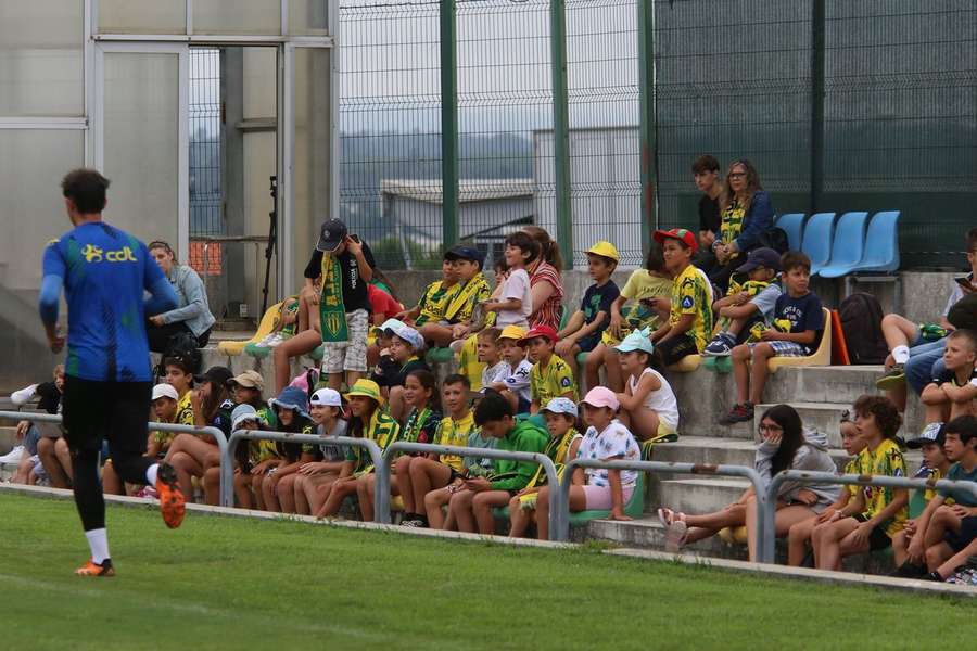 Tondela abriu as portas do treino