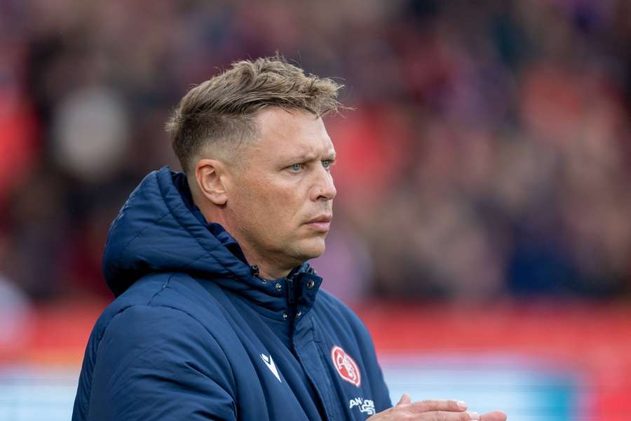 Menno van Dam has been sacked at Aalborg