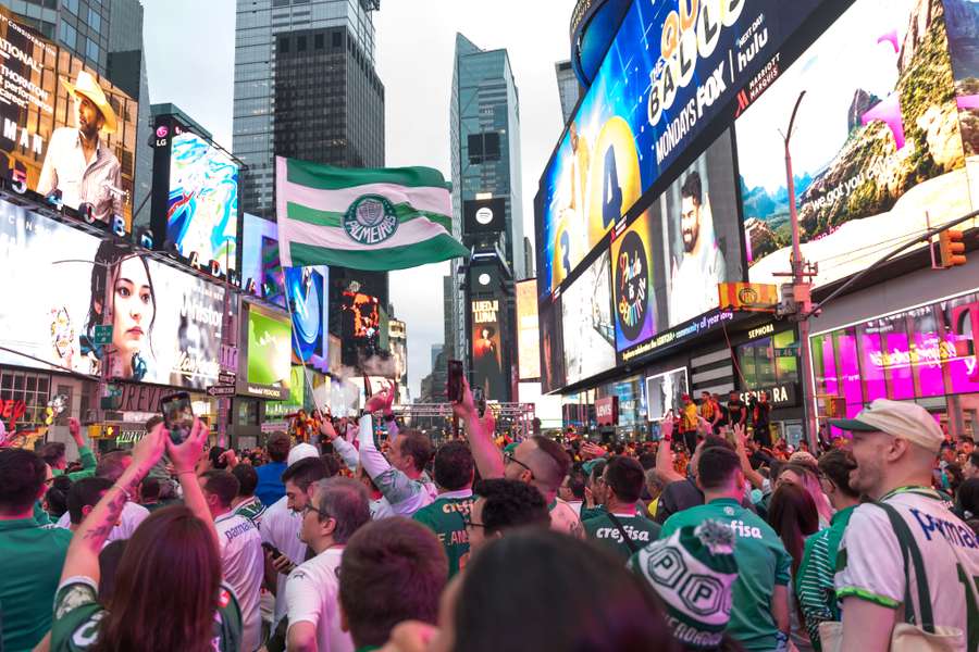 Torcida do Verdão na Times Square