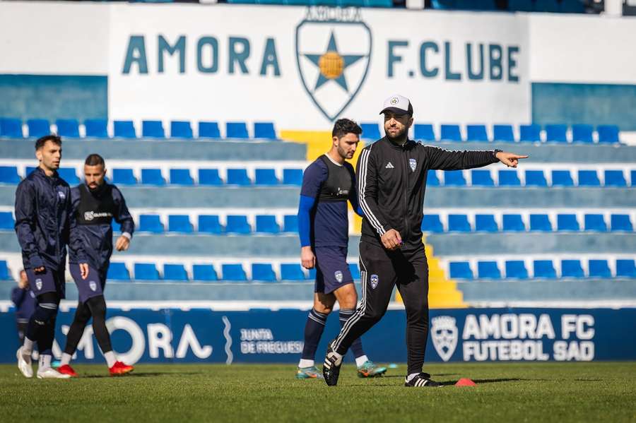 Miguel Valença, o treinador do Amora