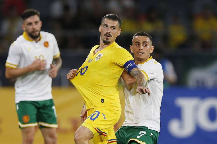 Nicolae Stanciu în meciul amical cu Bulgaria