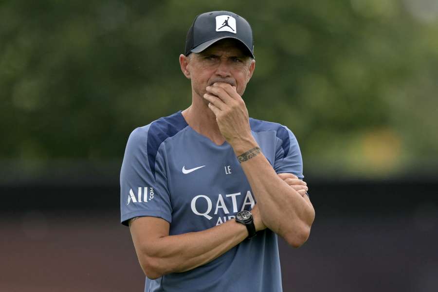 Paris Saint-Germain geht als großer Favorit ins Finale der Klub-WM, und genau deshalb warnt Trainer Luis Enrique.