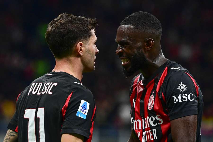 O Milan assumiu a ponta da Serie A
