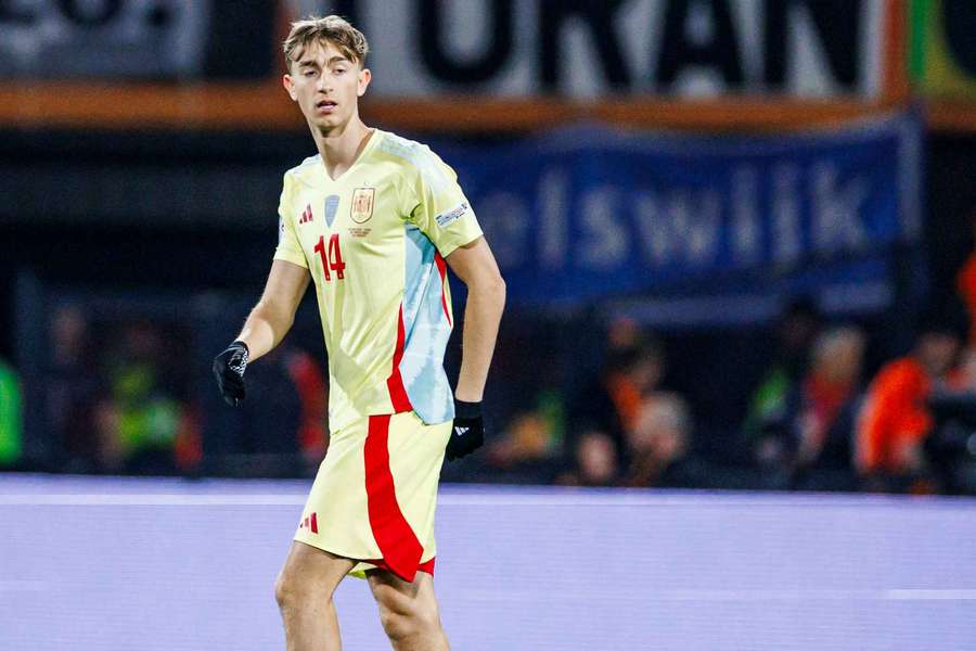 Huijsen jugó su primer partido como internacional absoluto en el país que le vio nacer