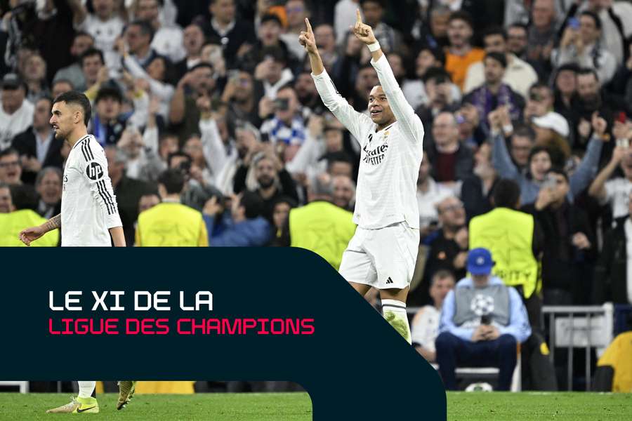 Mbappé fête son triplé.