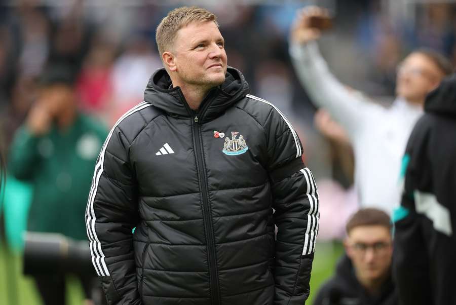 Eddie Howe impressionado com Vítor Pereira