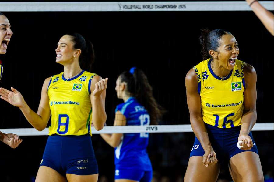 Brasil mandou no jogo do começo ao fim