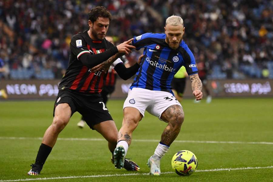 Derbi de la Madonnina apasionante en la Serie A entre el Inter y un Milan en crisis