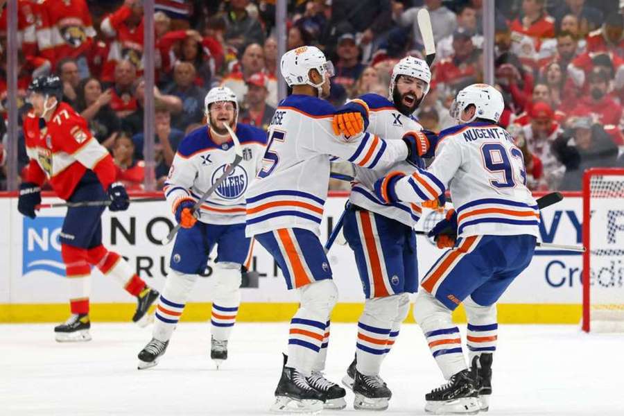 Tym razem zwycięstwo Edmonton Oilers. Kolejny remis w serii finałowej