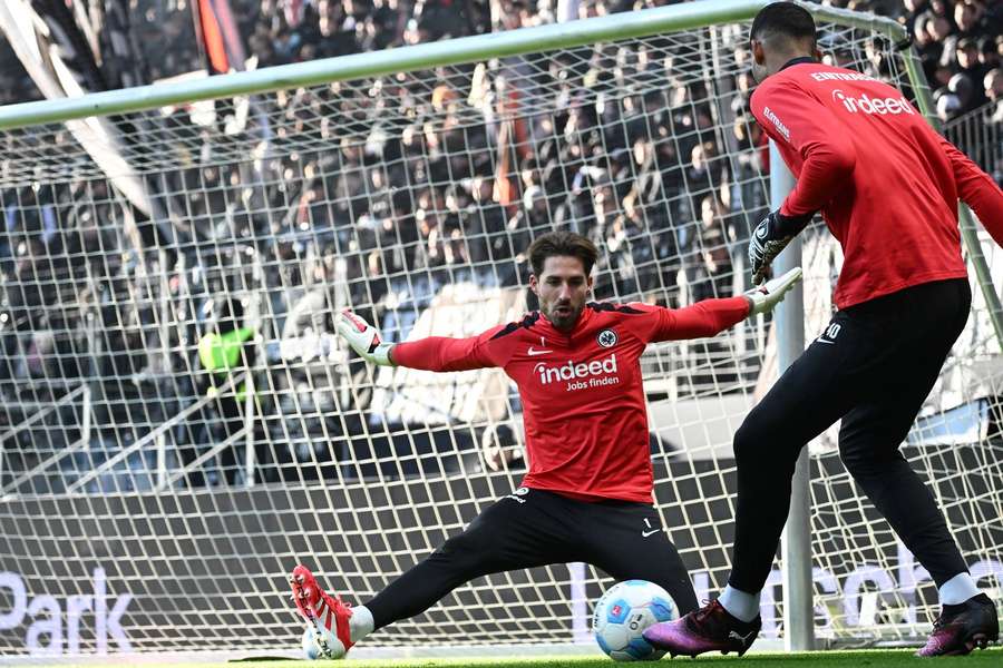 Trapp und Santos beim gemeinsamen Aufwärmen Trapp und Santos beim gemeinsamen Aufwärmen