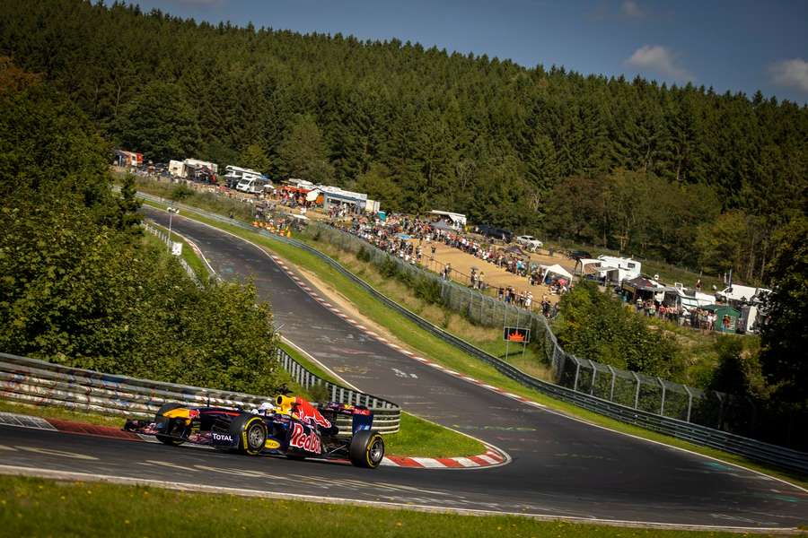 Sebastian Vettel bei einem Gastspiel am Nürburgring im Herbst 2023.